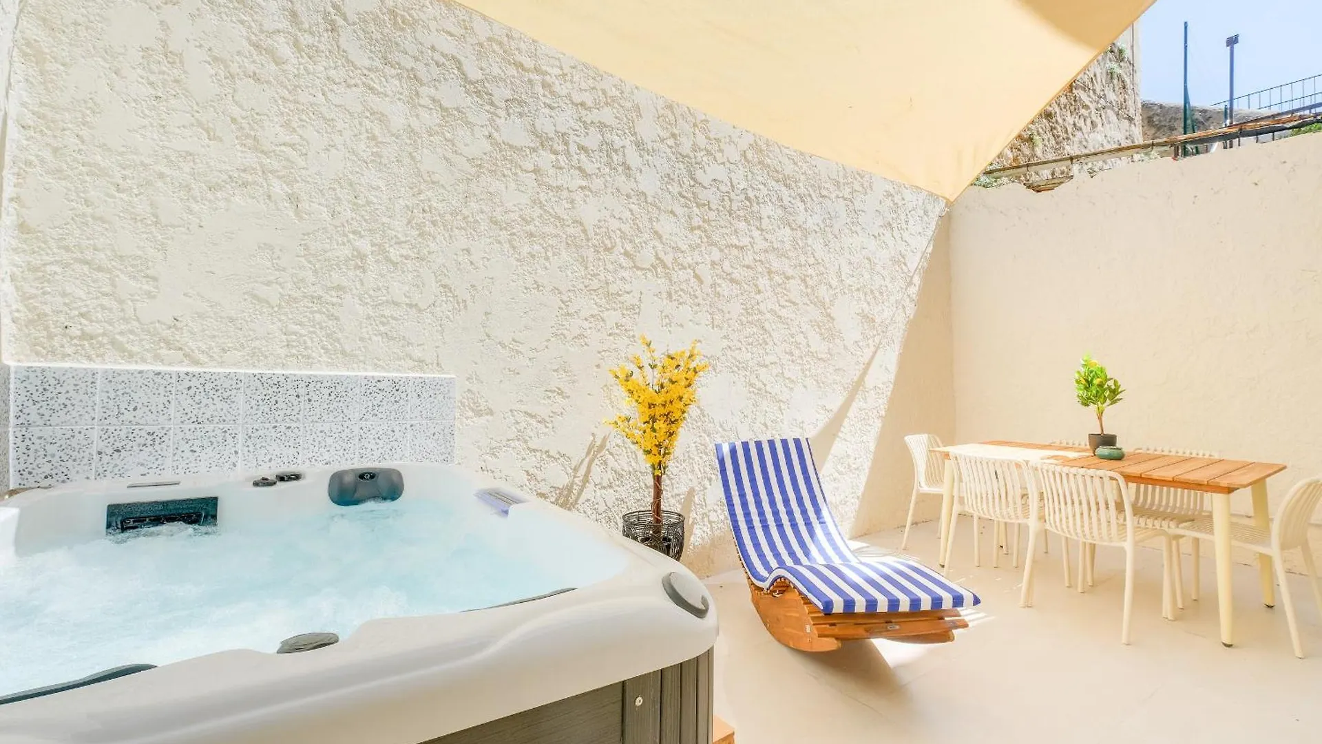Vauban, Notre Dame De La Garde, 3 Chambres, Terrasse, Jacuzzi Marsella
